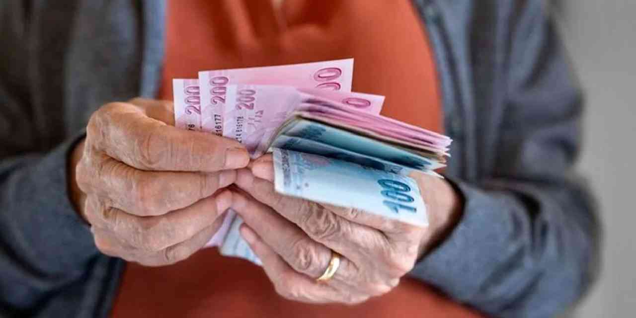 emekli-promosyon-tutari-31-bin-tlye-yukseldi-bankalar-kesenin-agzini-acti-YhZYswP3.jpg