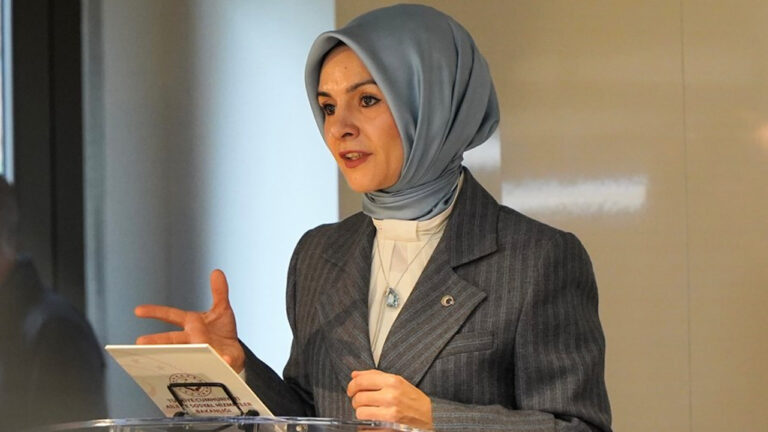 bakan-dogum-iznine-tarih-verdi-bu-aksam-resmi-gazetede-y8ErLXQM-1