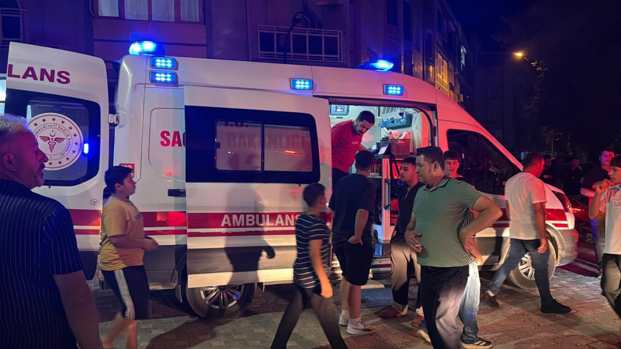 Manisada dehset gecesi cocuklarinin gozu onunde esinin burnunu isirarak kopardi QDz3EdZR